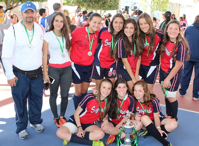 中卫的职责 中卫的职责