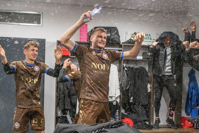 优势夺得胜 优势夺得胜