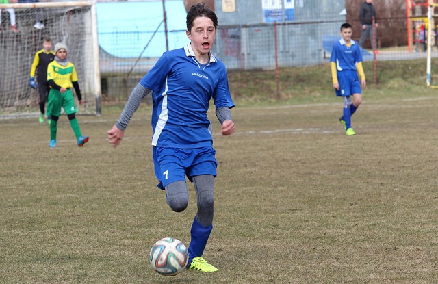 也探讨了两 也探讨了两